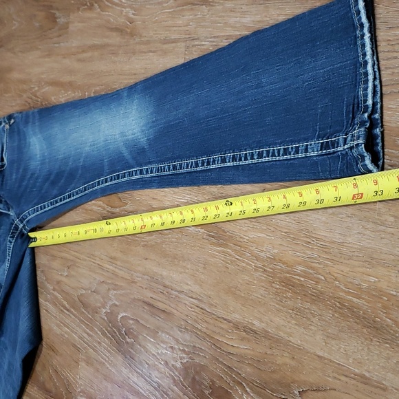 (W28/35L) Silver Jeans Co. Tuesday 16 ½" Designed in Canada Slim Denim Classic - Picture 8 of 11